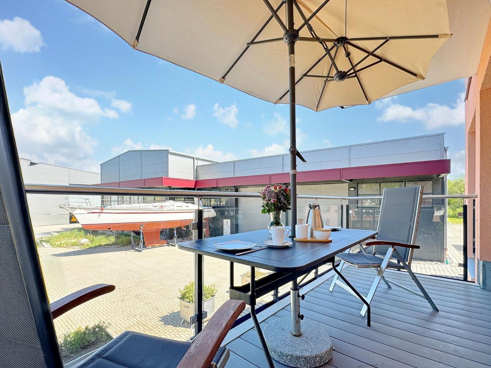 Apartamento Alte Fischfabrik Lauterbach "Mehrzeit Am Bodden" Exterior foto